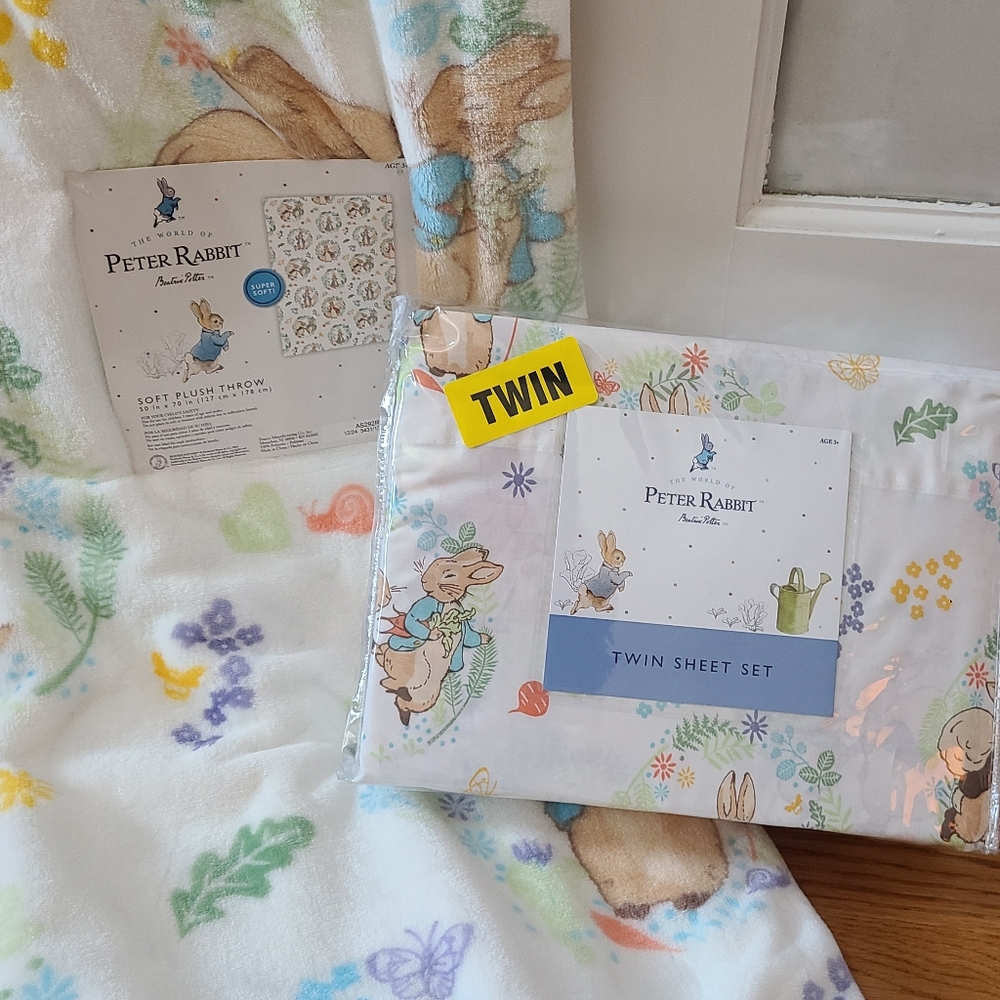 Peter Rabbit Blanket & Sheet Set 🥕 4 Piece Set